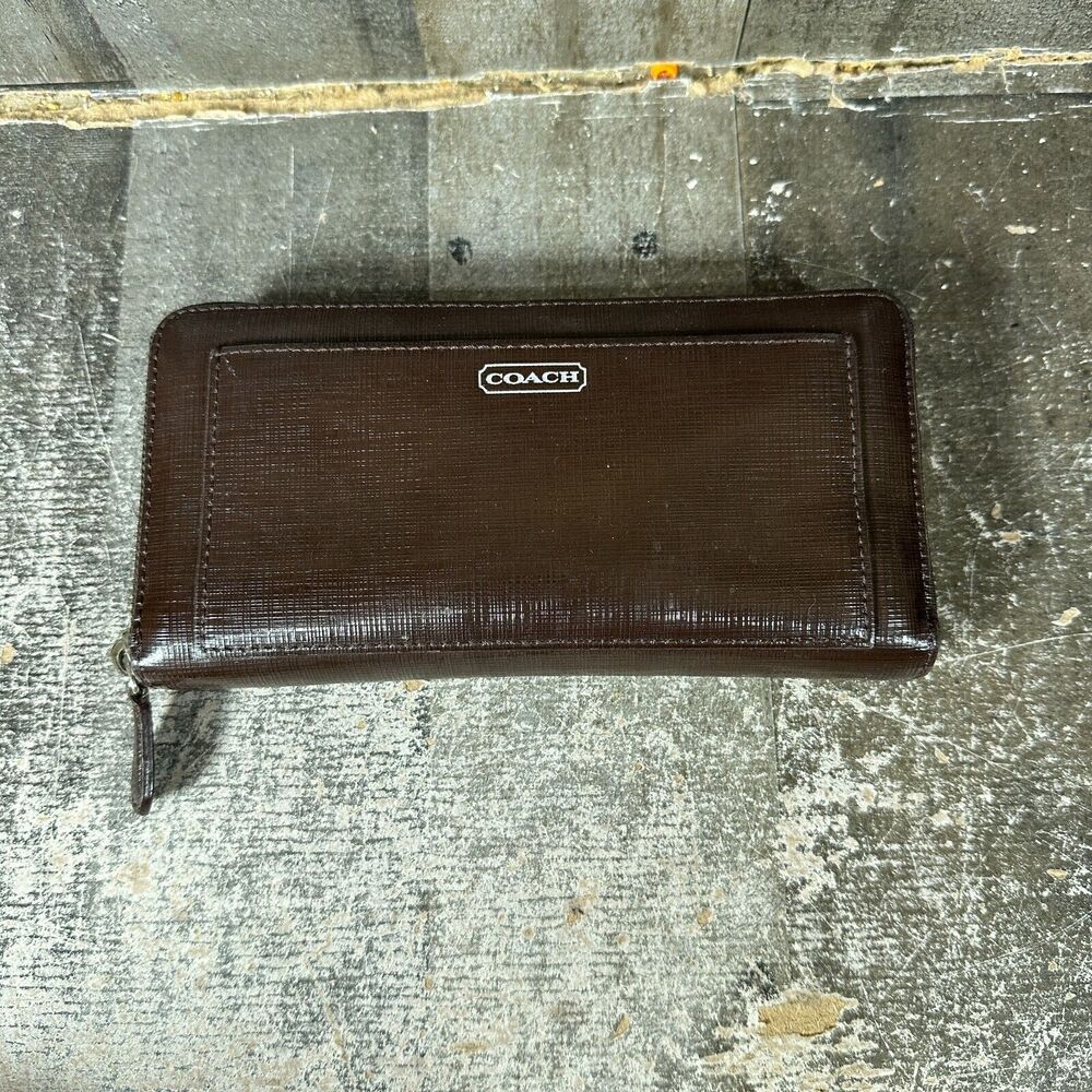 COACH DARCY PATENT LEATHER ACCORDION ZIP SAFFIANO WALLET